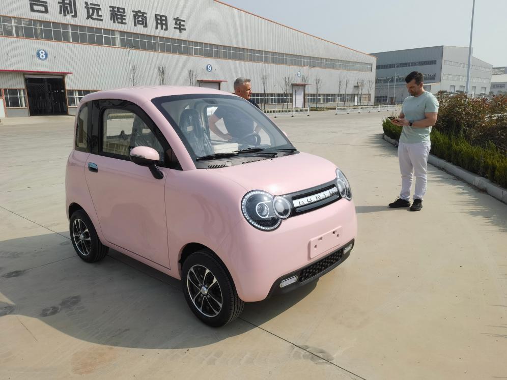 Wysoka jakość zdobywa uznanie i pochwały po tym, jak europejscy klienci jeżdżą BTE09