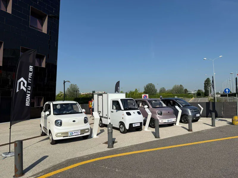Bontu z sukcesem wprowadza na rynek nową ofertę pojazdów elektrycznych w hotelu Milan NH Bontu z sukcesem wprowadza na rynek nową ofertę pojazdów elektrycznych w hotelu Milan NH
